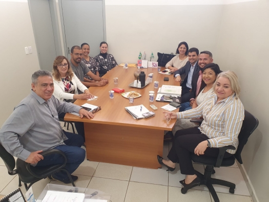 Reunião na Secretaria Municipal de Saúde para dar continuidade nas tratativas para abertura do curso de Terapia Ocupacional no Imesb.